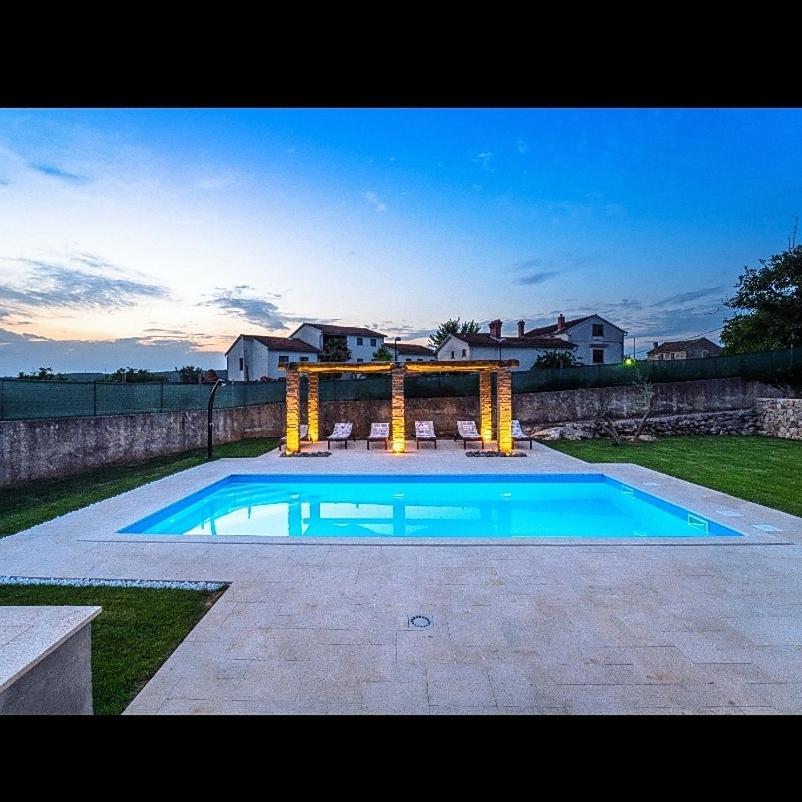 Villa Campiello Heated Pool Vrbnik Exterior photo